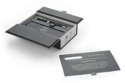 Parker® Parker Duofold Prestige Blue Chevron Centennial Vulpen 5 Parker® Parker Duofold Prestige Blue Chevron Centennial Vulpen -Pennen Verkoop 1931369 Parker Duofold Prestige Blue Chevron Centennial Fountain Pen 3