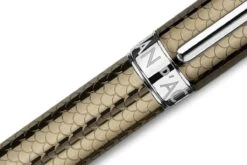 Caran D'Ache Léman Caviar Balpen 6 Caran D'Ache Léman Caviar Balpen -Pennen Verkoop Caran d ache Leman Caviar ballpoint pen 2 1