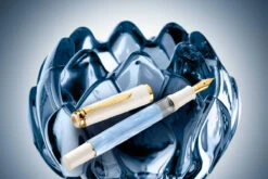 Pelikan Classic M200 Pastel Blue Vulpen 7 Pelikan Classic M200 Pastel Blue Vulpen -Pennen Verkoop Pelikan Classic M200 Pastel Blue FP 4