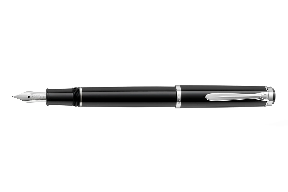 Pelikan Classic P205 Zwart/Zilver Vulpen 1 Pelikan Classic P205 Zwart/Zilver Vulpen