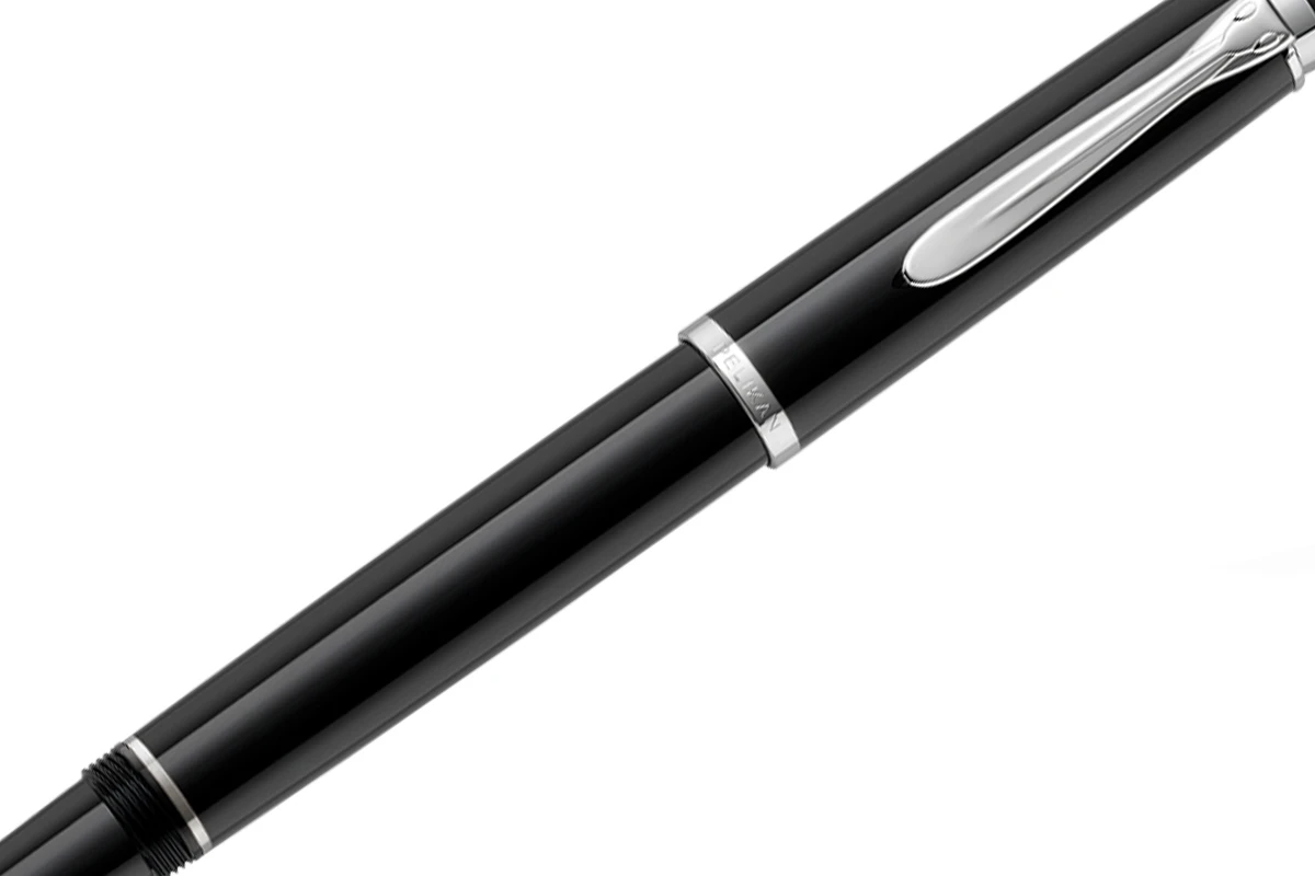 Pelikan Classic P205 Zwart/Zilver Vulpen 2 Pelikan Classic P205 Zwart/Zilver Vulpen - Afbeelding 2