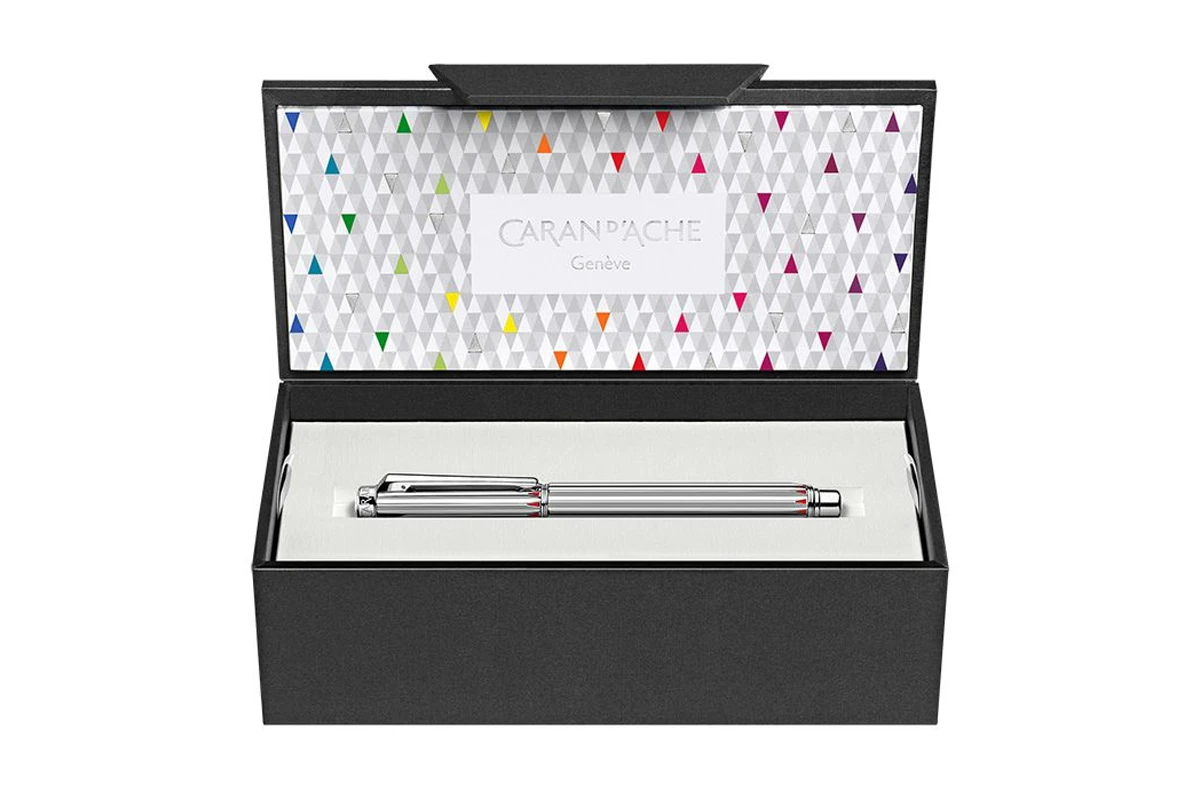 Caran D'Ache Varius Rainbow Limited Edition Vulpen 5 Caran D'Ache Varius Rainbow Limited Edition Vulpen - Afbeelding 5